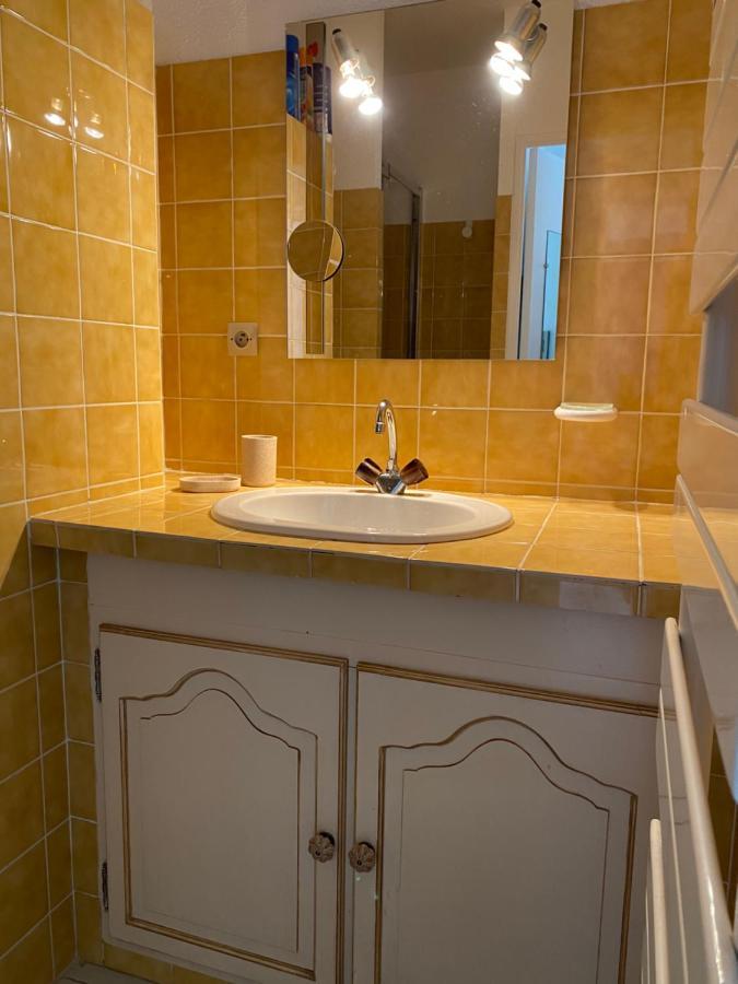 Superbe Appartement Cosy Vue Mer Pieds Dans L'Eau Cavalaire-sur-Mer Extérieur photo