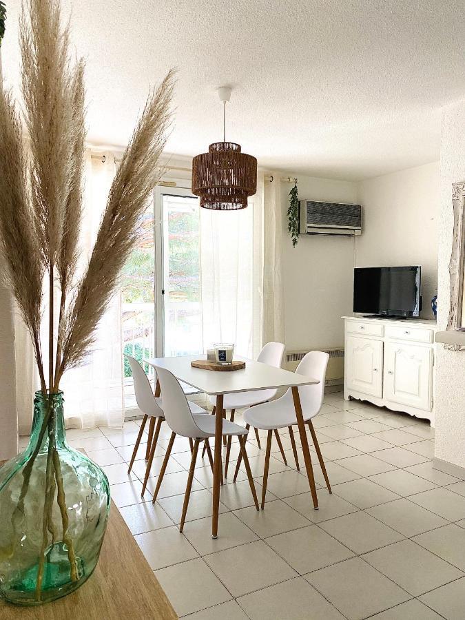 Superbe Appartement Cosy Vue Mer Pieds Dans L'Eau Cavalaire-sur-Mer Extérieur photo