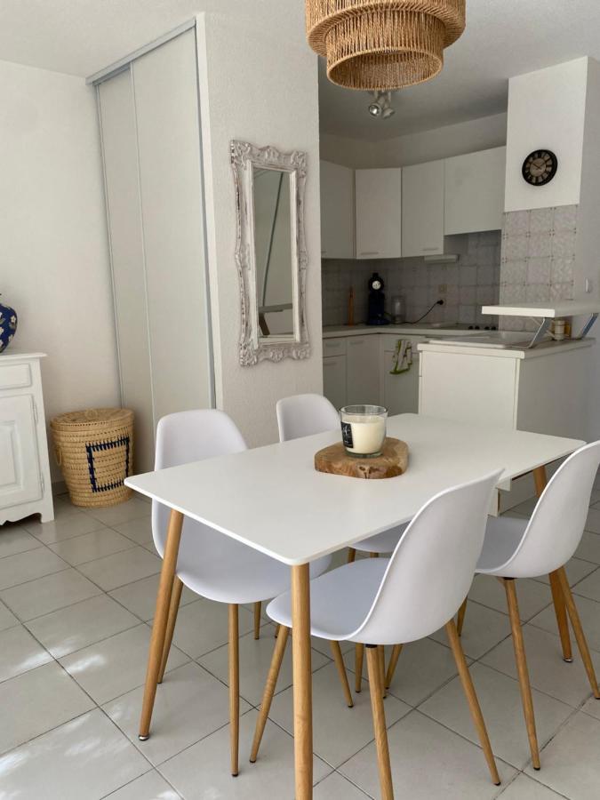 Superbe Appartement Cosy Vue Mer Pieds Dans L'Eau Cavalaire-sur-Mer Extérieur photo
